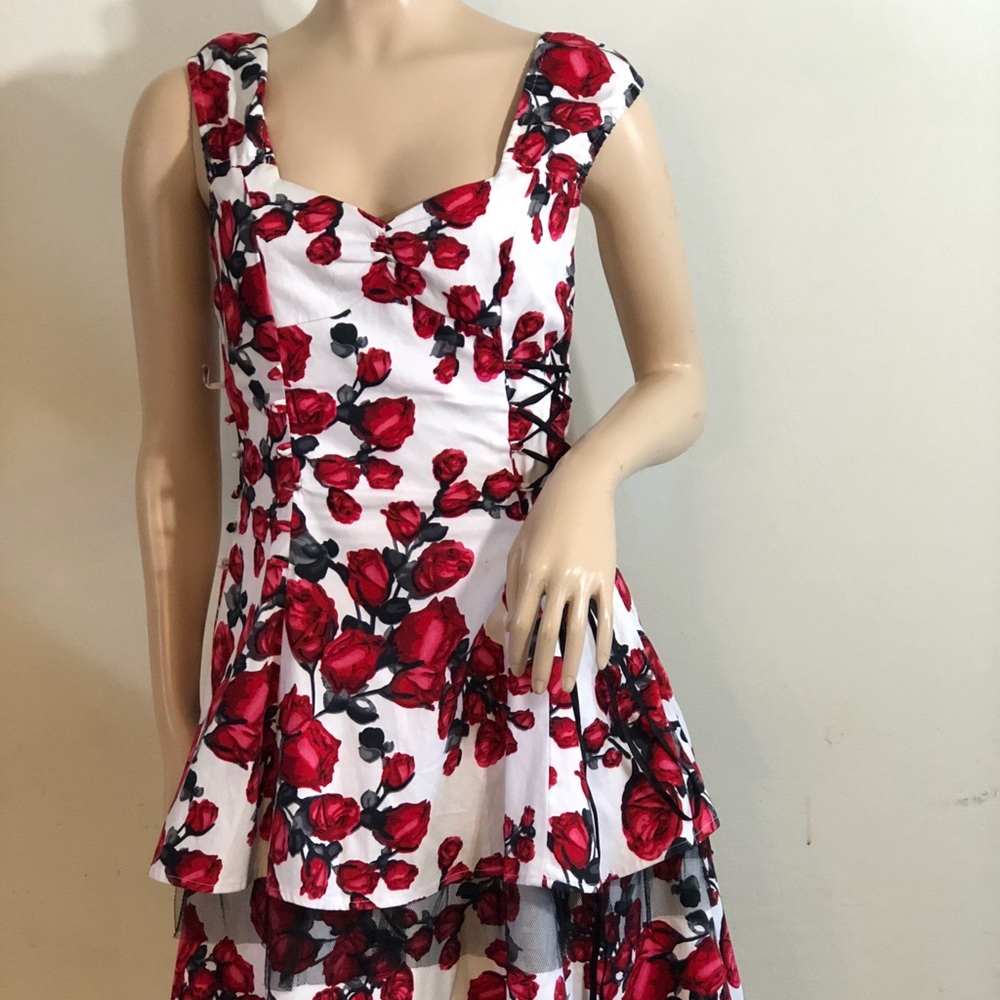 H & R dress floral and lace size 10